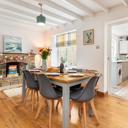 Ivydene - Beautiful Cottage, Stone Throw From Beach, Wonderful Sea Views 桑德斯富特 外观 照片