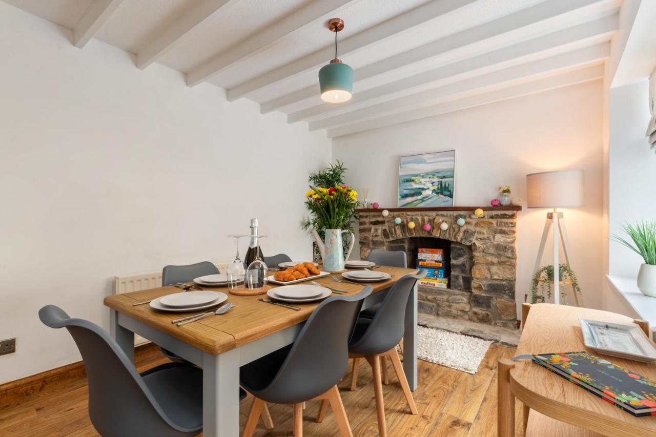 Ivydene - Beautiful Cottage, Stone Throw From Beach, Wonderful Sea Views 桑德斯富特 外观 照片