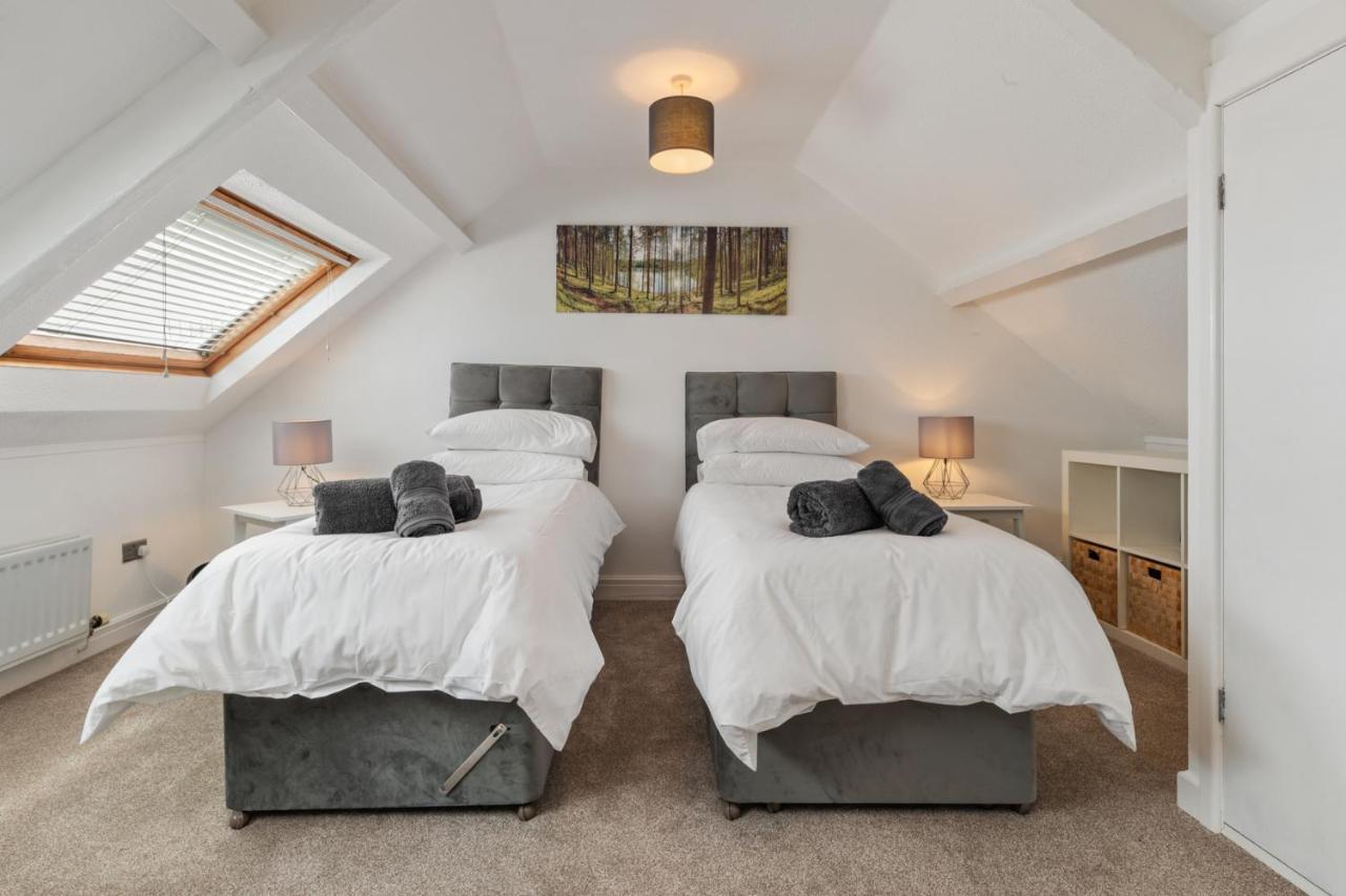 Ivydene - Beautiful Cottage, Stone Throw From Beach, Wonderful Sea Views 桑德斯富特 外观 照片